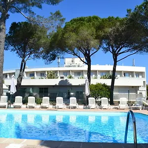 Comfort La Tour De Mare Hotel Frejus